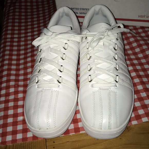 original k swiss tennis shoe